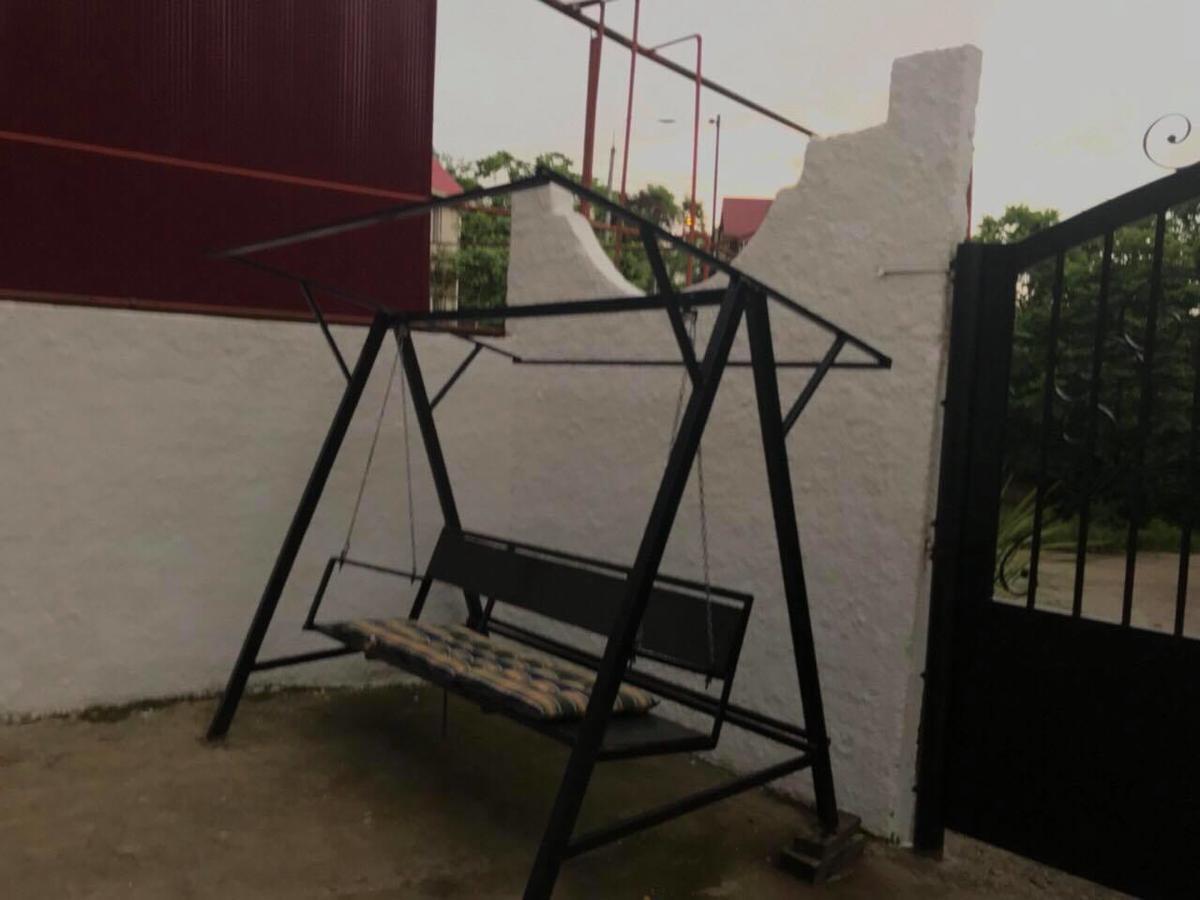 Lela'S Guest House Batumi Ngoại thất bức ảnh